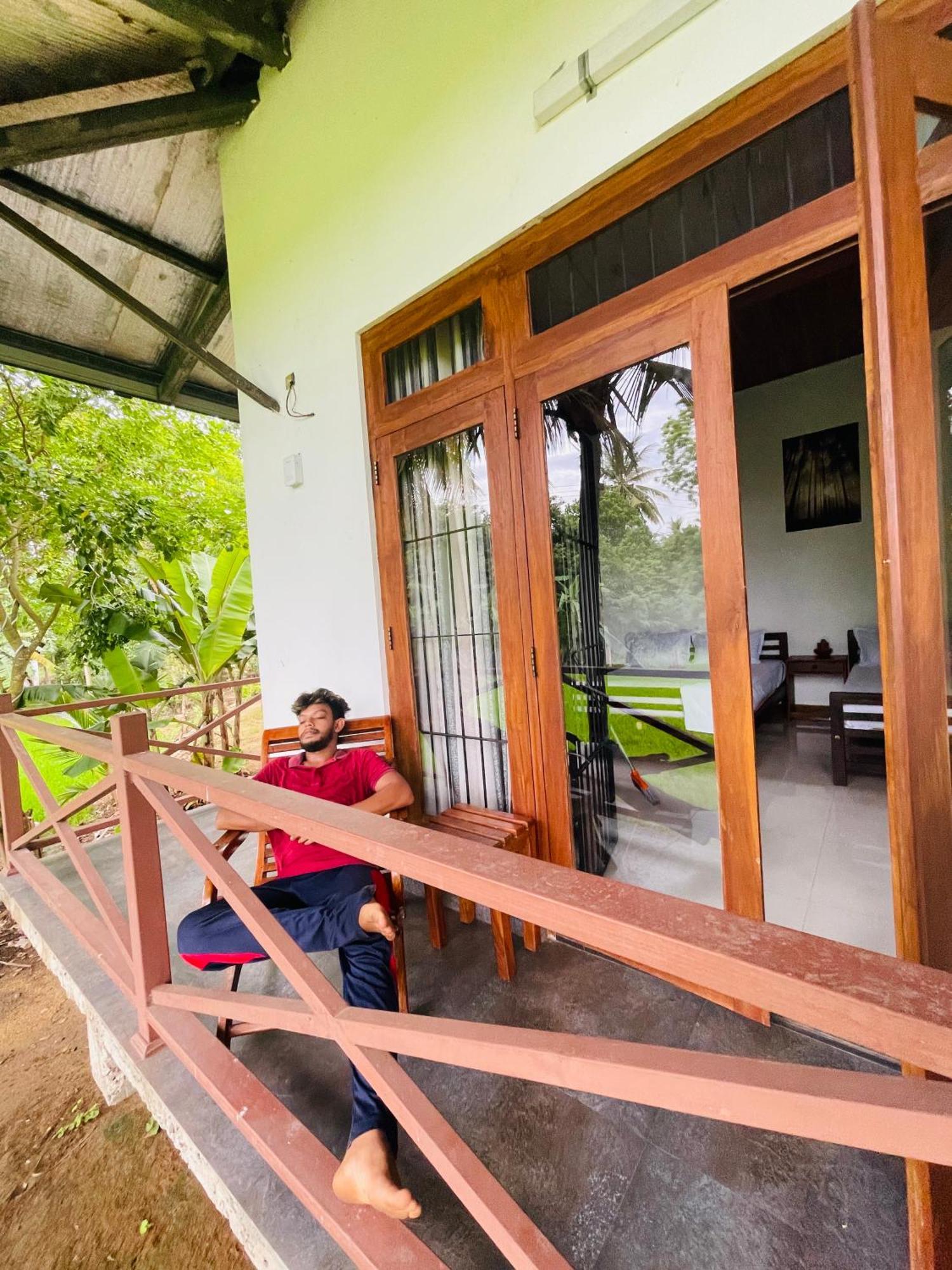 Anuradhapura Hotels Exterior photo