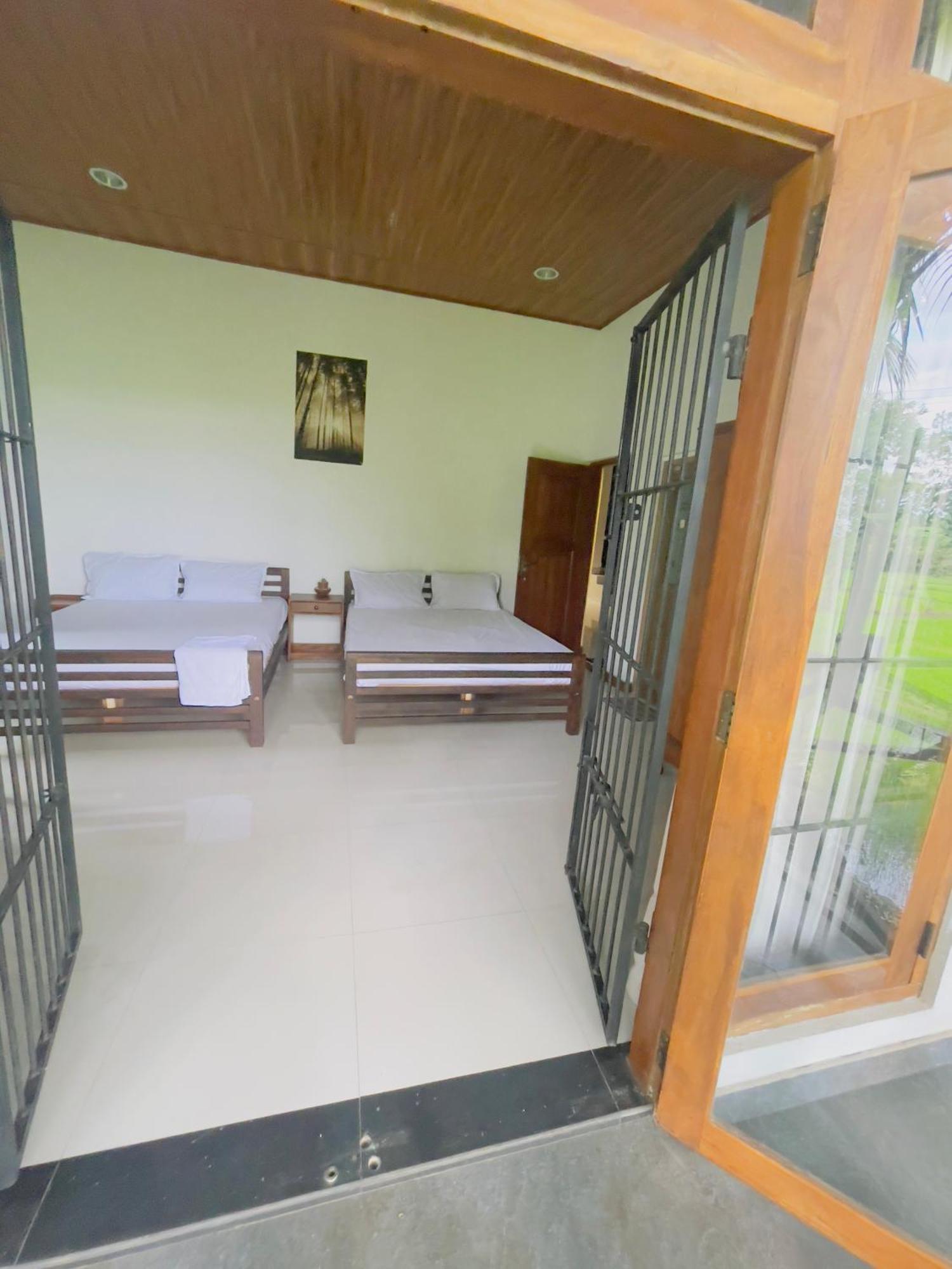 Anuradhapura Hotels Exterior photo