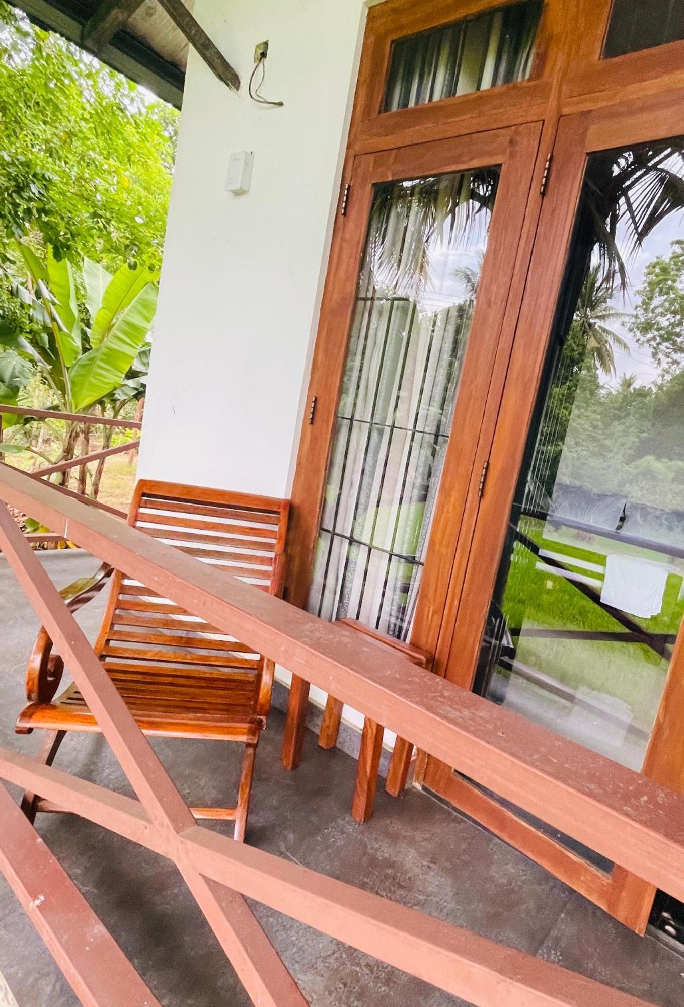Anuradhapura Hotels Exterior photo