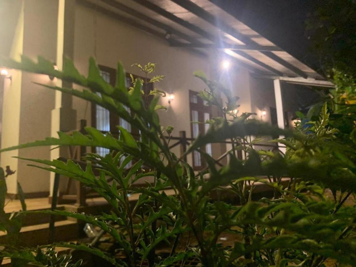 Anuradhapura Hotels Exterior photo